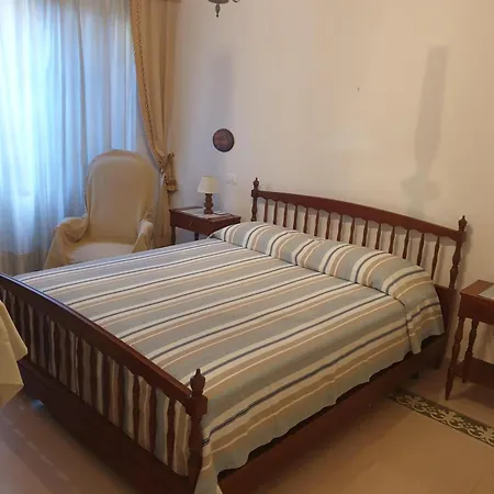 Casa A Con Vista Colline E Alpi Apuane * וירג'יו