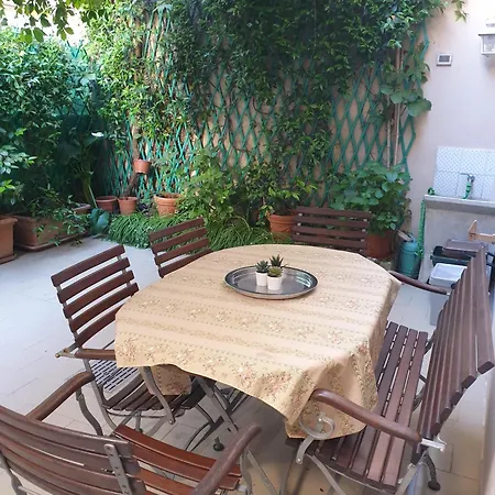 Casa A Con Vista Colline E Alpi Apuane ヴィアレッジョ